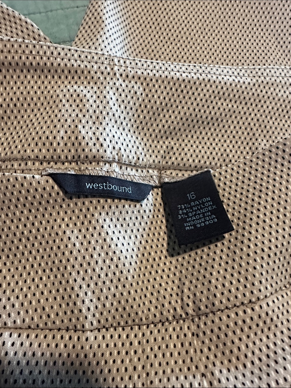 Westbound Tan Micro-Pattern Bermuda Shorts - Picture 2 of 7